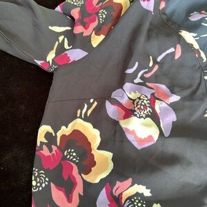 J. Crew Long Sleeves Floral V-Neck Blouse Black Purple Burgundy Peach Pink 00